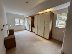 Photo 15- click for photo gallery